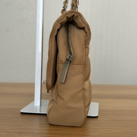 Chanel Shoulder Bag - Picture 3 of 16